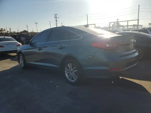 5NPE24AF9HH522649 2017 HYUNDAI SONATA - Image 2