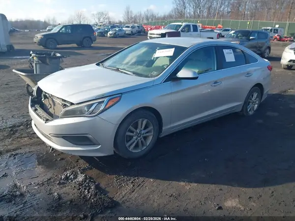 5NPE24AF9HH526653 2017 HYUNDAI SONATA - Image 2