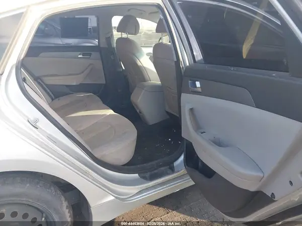5NPE24AF9HH526653 2017 HYUNDAI SONATA - Image 8