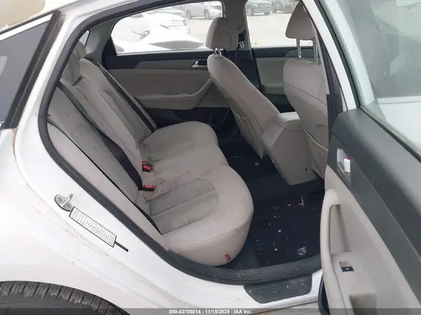5NPE24AF9HH527172 2017 HYUNDAI SONATA - Image 8