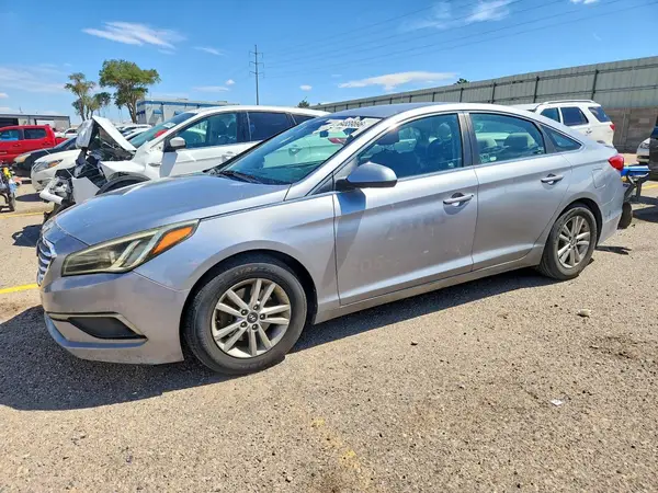 5NPE24AF9HH530914 2017 HYUNDAI SONATA - Image 1