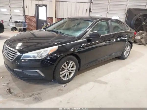 5NPE24AF9HH532372 2017 HYUNDAI SONATA - Image 2
