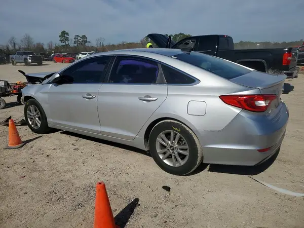 5NPE24AF9HH533070 2017 HYUNDAI SONATA - Image 2
