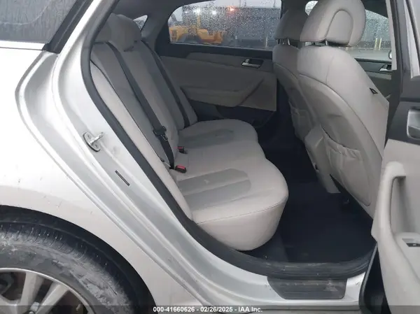 5NPE24AF9HH533635 2017 HYUNDAI SONATA - Image 8