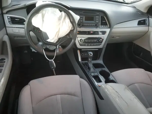 5NPE24AF9HH538334 2017 HYUNDAI SONATA - Image 8
