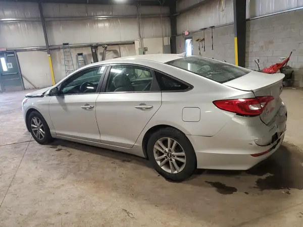 5NPE24AF9HH538799 2017 HYUNDAI SONATA - Image 2