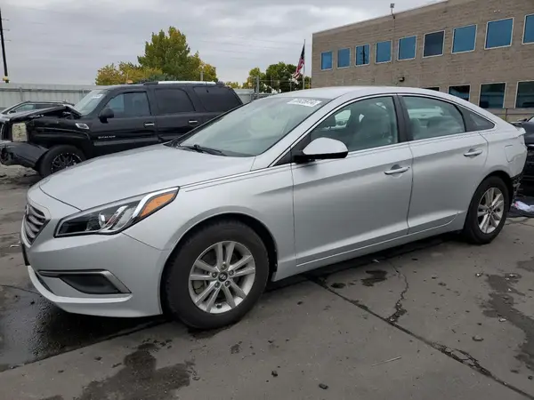 5NPE24AF9HH540357 2017 HYUNDAI SONATA - Image 1