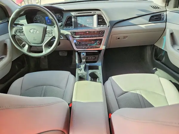 5NPE24AF9HH540987 2017 HYUNDAI SONATA - Image 8