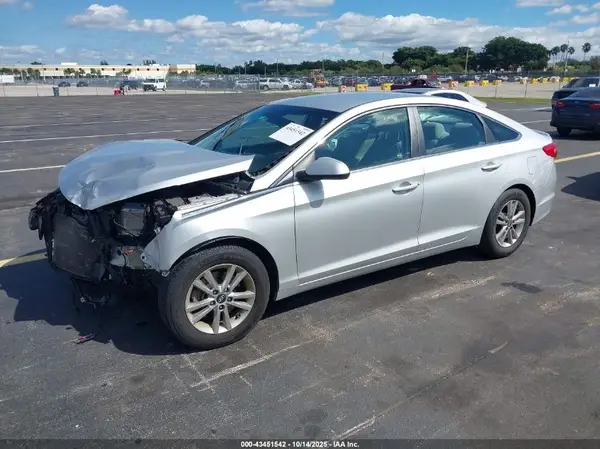 5NPE24AF9HH542660 2017 HYUNDAI SONATA - Image 2