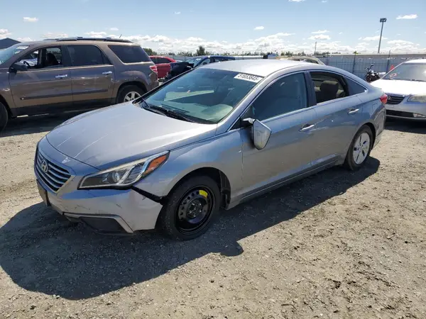 5NPE24AF9HH544263 2017 HYUNDAI SONATA - Image 1
