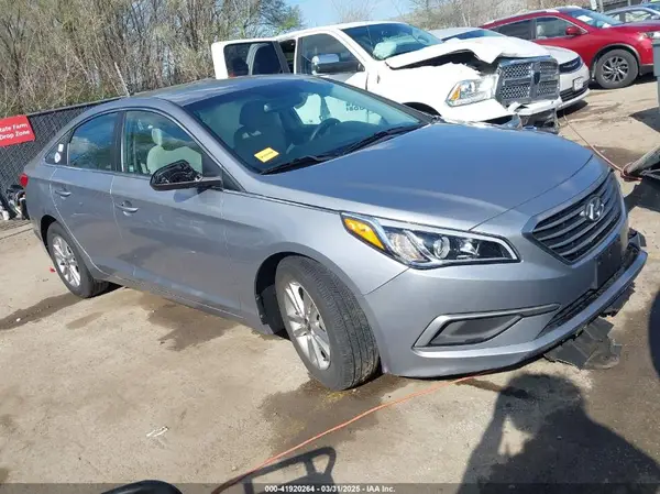 5NPE24AF9HH545428 2017 HYUNDAI SONATA - Image 1