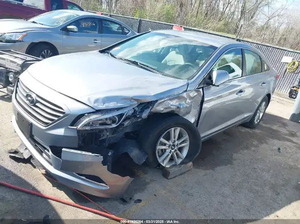 5NPE24AF9HH545428 2017 HYUNDAI SONATA - Image 2