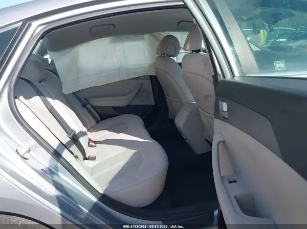 5NPE24AF9HH545428 2017 HYUNDAI SONATA - Image 8