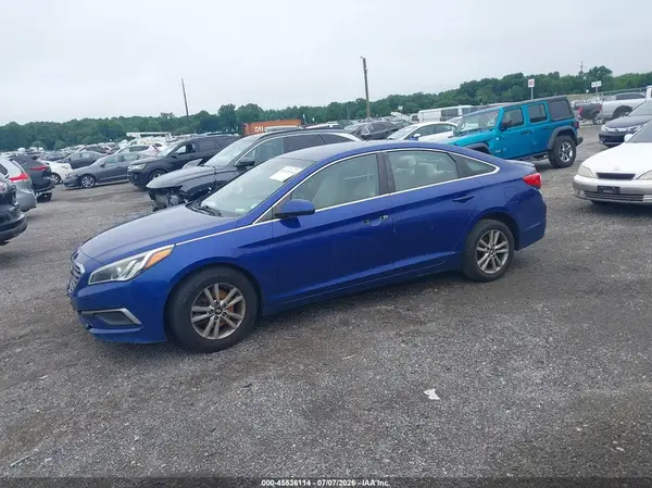 5NPE24AF9HH545722 2017 HYUNDAI SONATA - Image 2