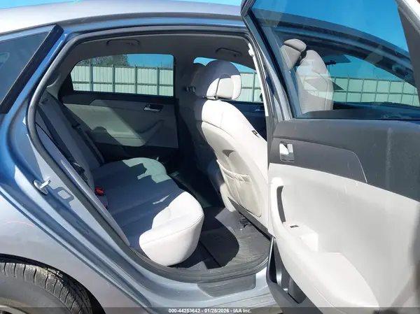 5NPE24AF9HH546045 2017 HYUNDAI SONATA - Image 8
