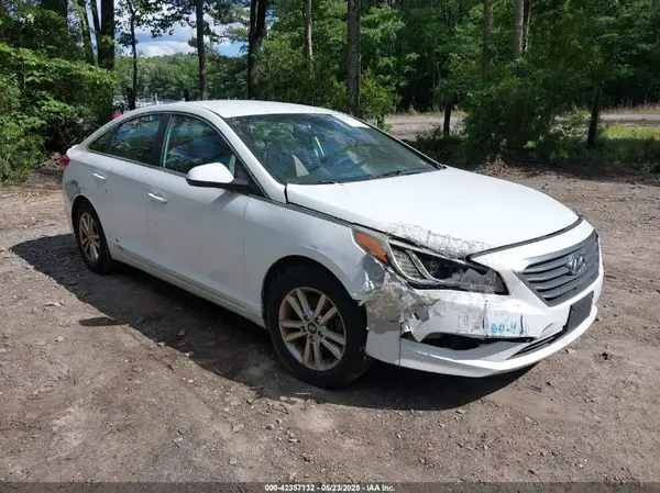 5NPE24AF9HH548104 2017 HYUNDAI SONATA - Image 1