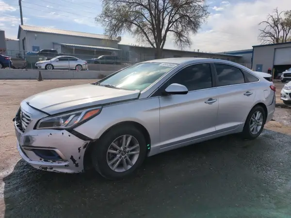 5NPE24AF9HH549558 2017 HYUNDAI SONATA - Image 1