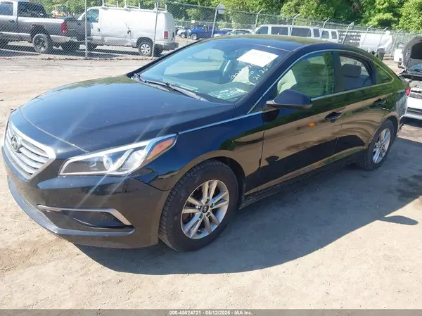 5NPE24AF9HH552363 2017 HYUNDAI SONATA - Image 2