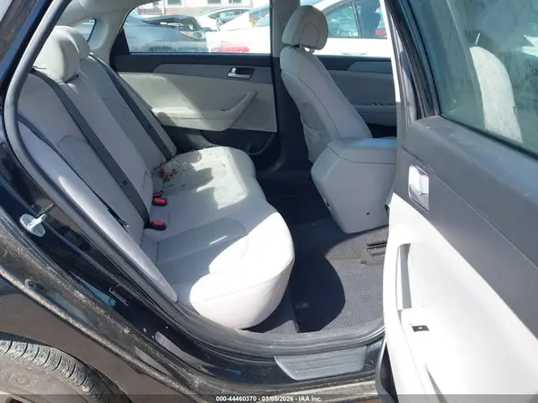 5NPE24AF9HH553061 2017 HYUNDAI SONATA - Image 8
