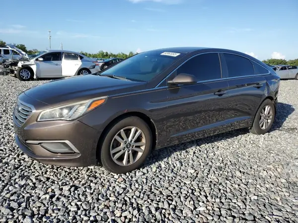 5NPE24AF9HH555327 2017 HYUNDAI SONATA - Image 1