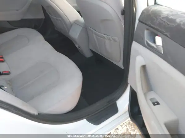 5NPE24AF9HH557160 2017 HYUNDAI SONATA - Image 8