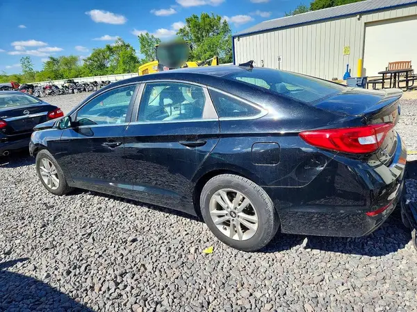 5NPE24AF9HH557711 2017 HYUNDAI SONATA - Image 2