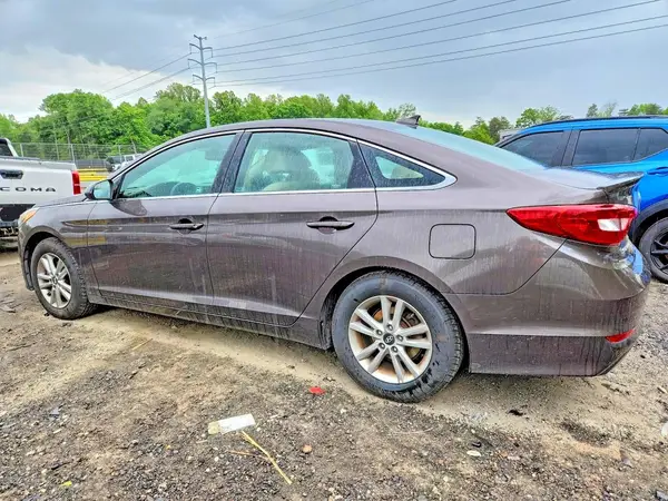 5NPE24AF9HH563900 2017 HYUNDAI SONATA - Image 2