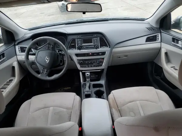 5NPE24AF9HH569423 2017 HYUNDAI SONATA - Image 8