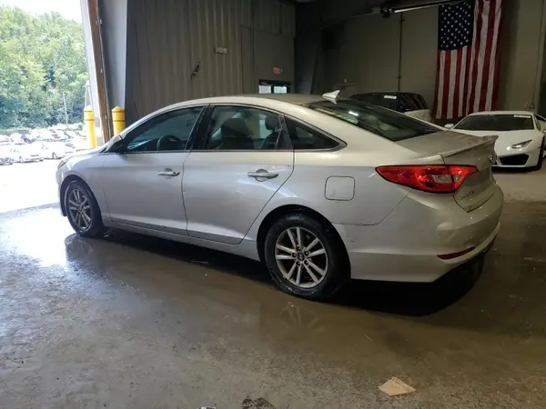 5NPE24AF9HH569745 2017 HYUNDAI SONATA - Image 2