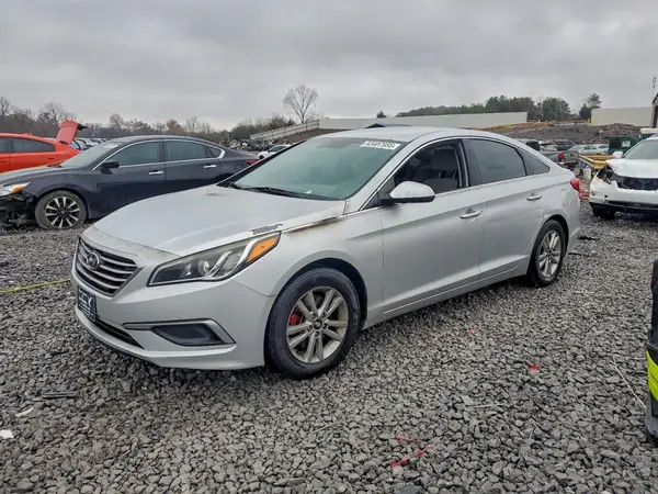 5NPE24AF9HH574959 2017 HYUNDAI SONATA - Image 1