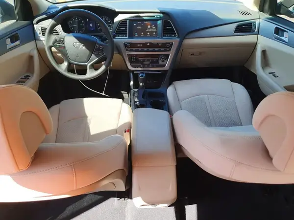 5NPE24AF9HH577571 2017 HYUNDAI SONATA - Image 8