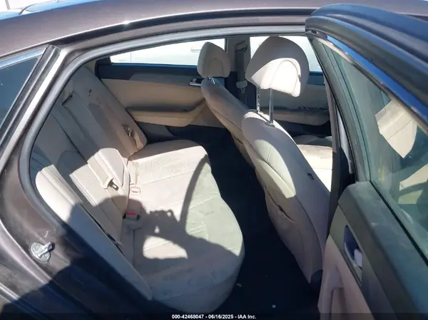 5NPE24AF9HH577988 2017 HYUNDAI SONATA - Image 8