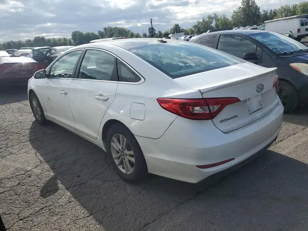5NPE24AF9HH578056 2017 HYUNDAI SONATA - Image 2