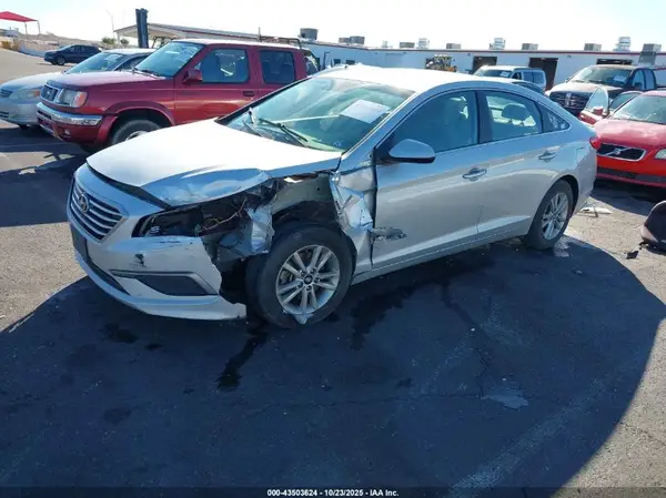 5NPE24AF9HH578588 2017 HYUNDAI SONATA - Image 2