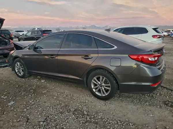 5NPE24AF9HH578722 2017 HYUNDAI SONATA - Image 2