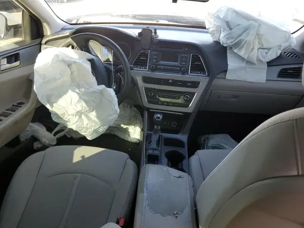 5NPE24AF9HH578963 2017 HYUNDAI SONATA - Image 8