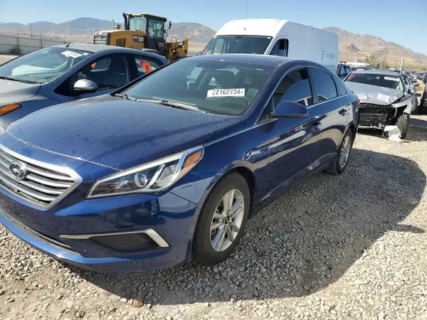 5NPE24AF9HH581197 2017 HYUNDAI SONATA - Image 1