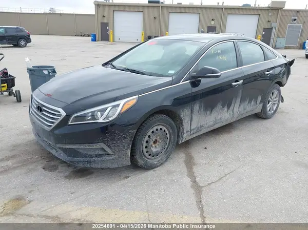 5NPE24AF9HH581992 2017 HYUNDAI SONATA - Image 2