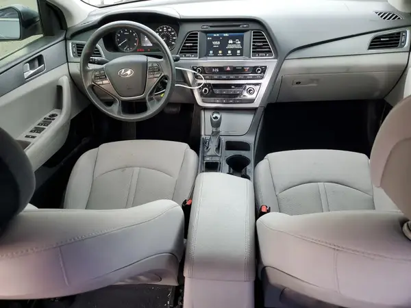 5NPE24AF9HH583323 2017 HYUNDAI SONATA - Image 8