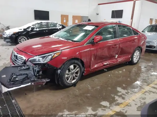 5NPE24AF9HH585072 2017 HYUNDAI SONATA - Image 2