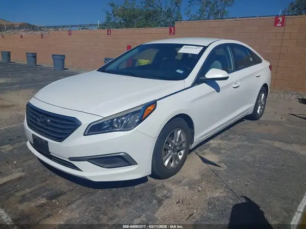 5NPE24AF9HH592670 2017 HYUNDAI SONATA - Image 2