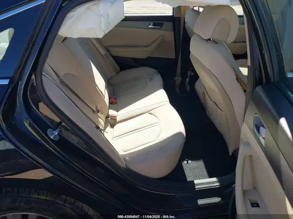 5NPE24AF9HH594256 2017 HYUNDAI SONATA - Image 8