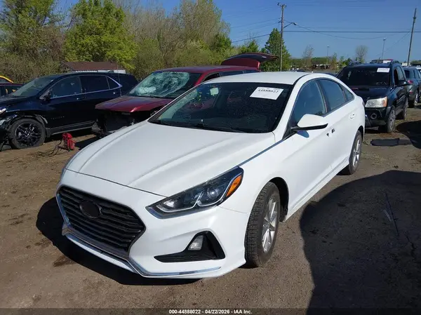 5NPE24AF9JH603057 2018 HYUNDAI SONATA - Image 2