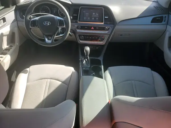 5NPE24AF9JH605049 2018 HYUNDAI SONATA - Image 8