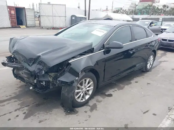 5NPE24AF9JH610980 2018 HYUNDAI SONATA - Image 2