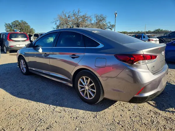 5NPE24AF9JH612101 2018 HYUNDAI SONATA - Image 2