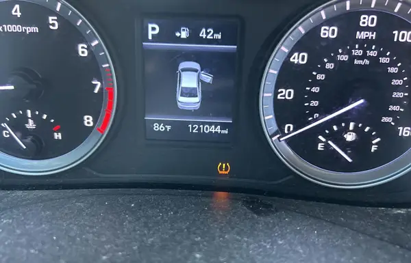 5NPE24AF9JH613295 2018 HYUNDAI SONATA - Image 8