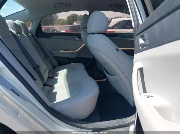 5NPE24AF9JH613622 2018 HYUNDAI SONATA - Image 8