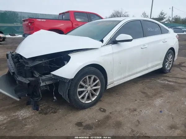 5NPE24AF9JH615600 2018 HYUNDAI SONATA - Image 2