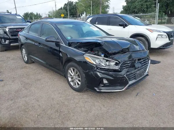 5NPE24AF9JH615855 2018 HYUNDAI SONATA - Image 1
